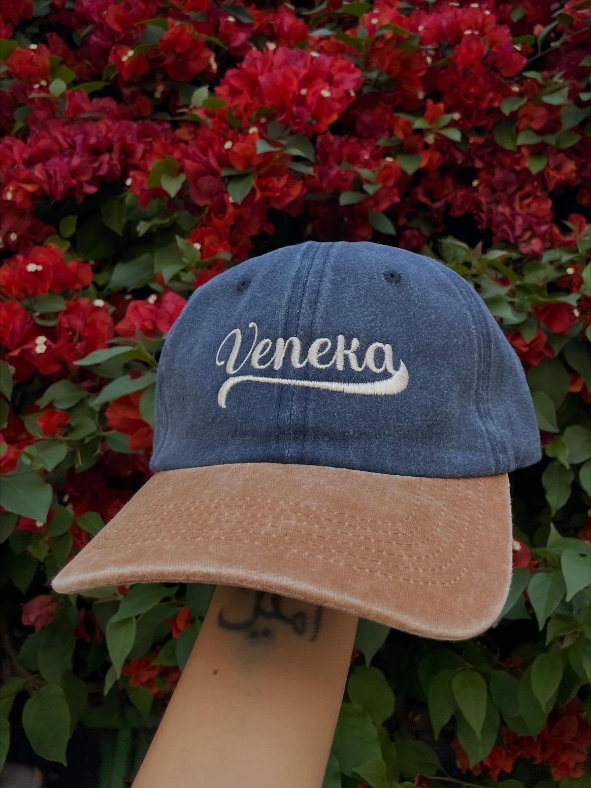 GORRA VENEKA